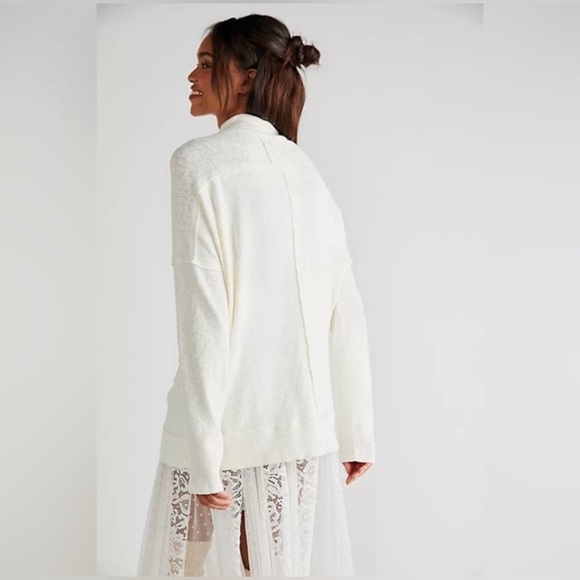 Free People Casey Tunic Sweater im Ivory.  size Small. - Picture 2 of 15